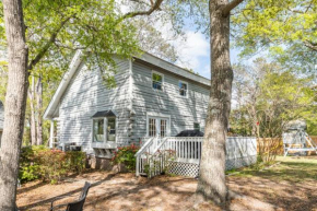 Blue Heaven by Oak Island Accommodations